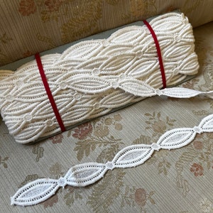 5 METRES Vintage White Cotton Lace, 2cm Wide Lace, Lace for Sewing Projects, Period Costumes, Vintage Haberdashery