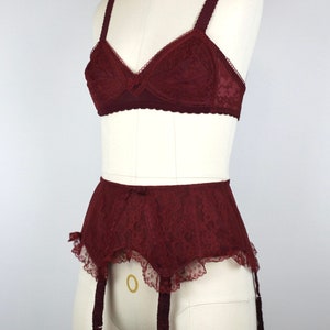 1950s Vintage Red Lingerie Set "Star", Vintage Bra + Girdle, 50s Underwear, Vintage Suspender Belt, Vintage Garter Belt image 3