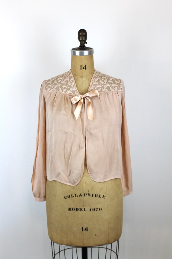 トップス 1900s Silk Bed Jacket 1930s Silk Bed Jacket, Pink Liseuse, Vintage French Lace