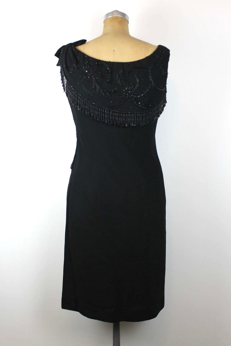 Robe noire perlée vintage des années 1960, robe de soirée des années 50, robe de soirée, robe brodée, robe rétro, LBD image 2