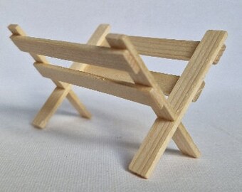 WOODEN CRIPT SCENE NATURAL 7X4.5 x 4.5 CM - Wooden miniature