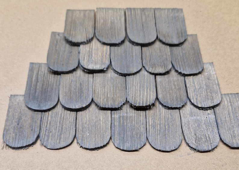 Hand Split Shingles Hand-split Shingles - Roof Shingles, Stained, Size 40 X 22 Mm / Approx ...