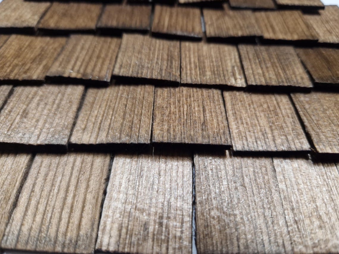 Hand Split Shingles Hand-split Shingles - Stained Roof Shingles, Size 4 X 2.5 Cm / 2-3 Mm ...