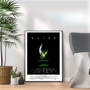 Alien - Vintage 80s Movie Print - Retro Film Wall Art Collection for Nostalgic Movie Lovers & Pop Culture Fans A3 A4 A5 Home Décor