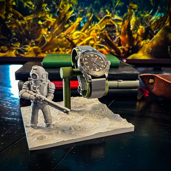 Watch Stand - Submariner