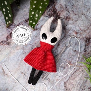 Hornet crochet pattern (Hollow Knight Silksong). DIY doll. PDF tutorial, Amigurumi model. Language: French and English