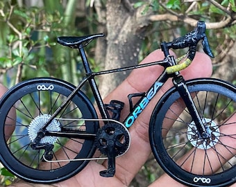 Orbea Orca - Miniature Replica Handmade Bicycle - Cyclist Gift with Display Case - BLACK