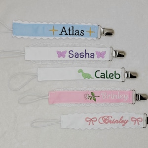 Custom Embroidered Pacifier Clip, Baby Gift, Baby shower Gift, Personalized Pacifier Clip, Monogrammed Pacifier Clip, Binky Clip, Paci Clip