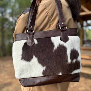Handmade Cowhide Leather Shoulder Bag - Zippered, Stylish , Functional, Perfect for Everyday Use, Mother&#39;s Day Gift
