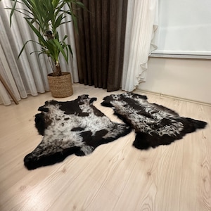 Set of 2 Toscana Sheepskin Rugs: Black Curly Fur, Upholstery (80x55cm)