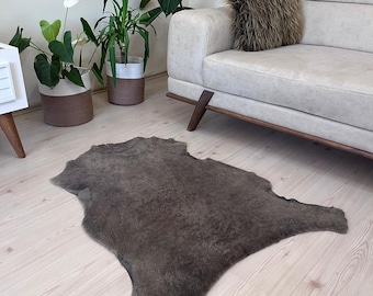 Natural Brown Sheepskin Rug: Genuine Lambskin, Soft Texture (35*27 in)