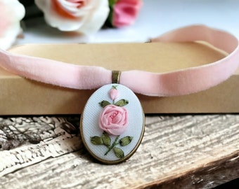 Rose cameo choker, elastic velvet collar.  Victorian style ribbon embroidered necklace. Retro look jewelry.