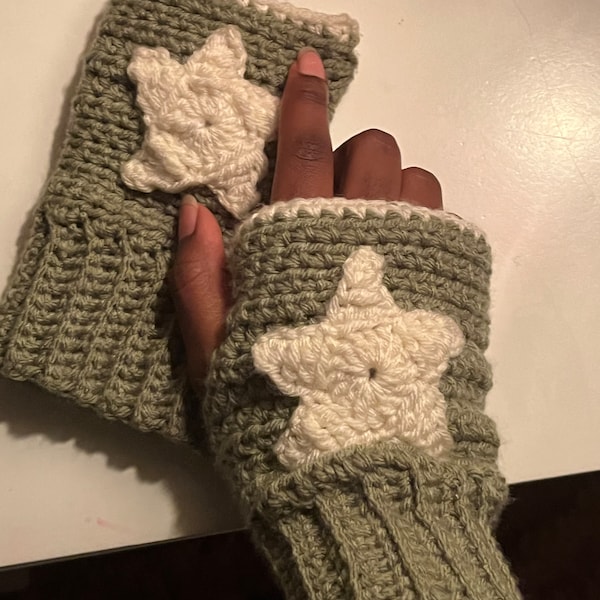 Star girl crochet fingerless gloves