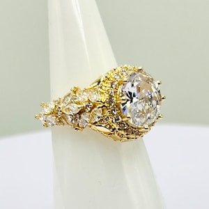 Sterling silver Diamond Statement ring, marked 925, Large central Brilliant Zircon stone & opulent set shoulders, remarkable piece