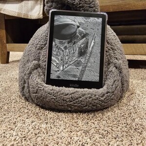 Large Book Pouf, Kindle Pillow, iPad Pillow Sewing Pattern image 3