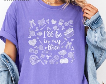 Maglietta Crochet Lover Comfort Colors, T-shirt Yarn Addict, regalo per creatori di oggetti fatti a mano, maglietta grafica Crocheter, maglietta Line Art Crafter