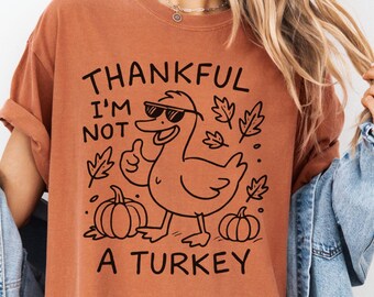Funny Comfort Colors Goose T-Shirt, Silly Goose Graphic Shirts, Goose Lover Gift, Geese  Shirt, Thanksgiving Tee, Cartoon Goose Tshirt