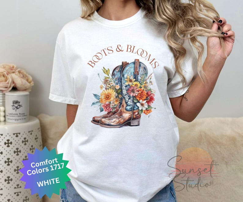 T-shirt med vintage-motiv från Cowboy Boots & Blooms, vildblomma, cowgirl-t-shirt, västerländsk blommig t-shirt, lantlig lada-t-shirt, rustik rodeo-tröja bild 6