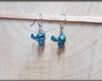 Boucles d'oreilles pendantes STITCH