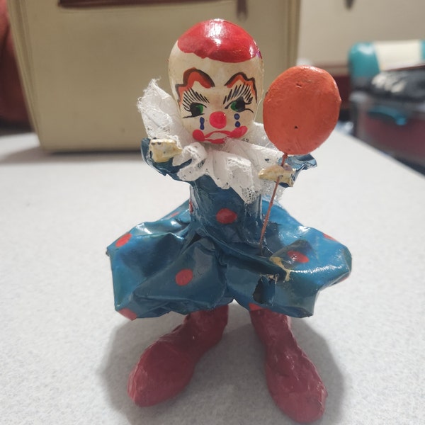 PAPIER MÂCHÉ CLOWN