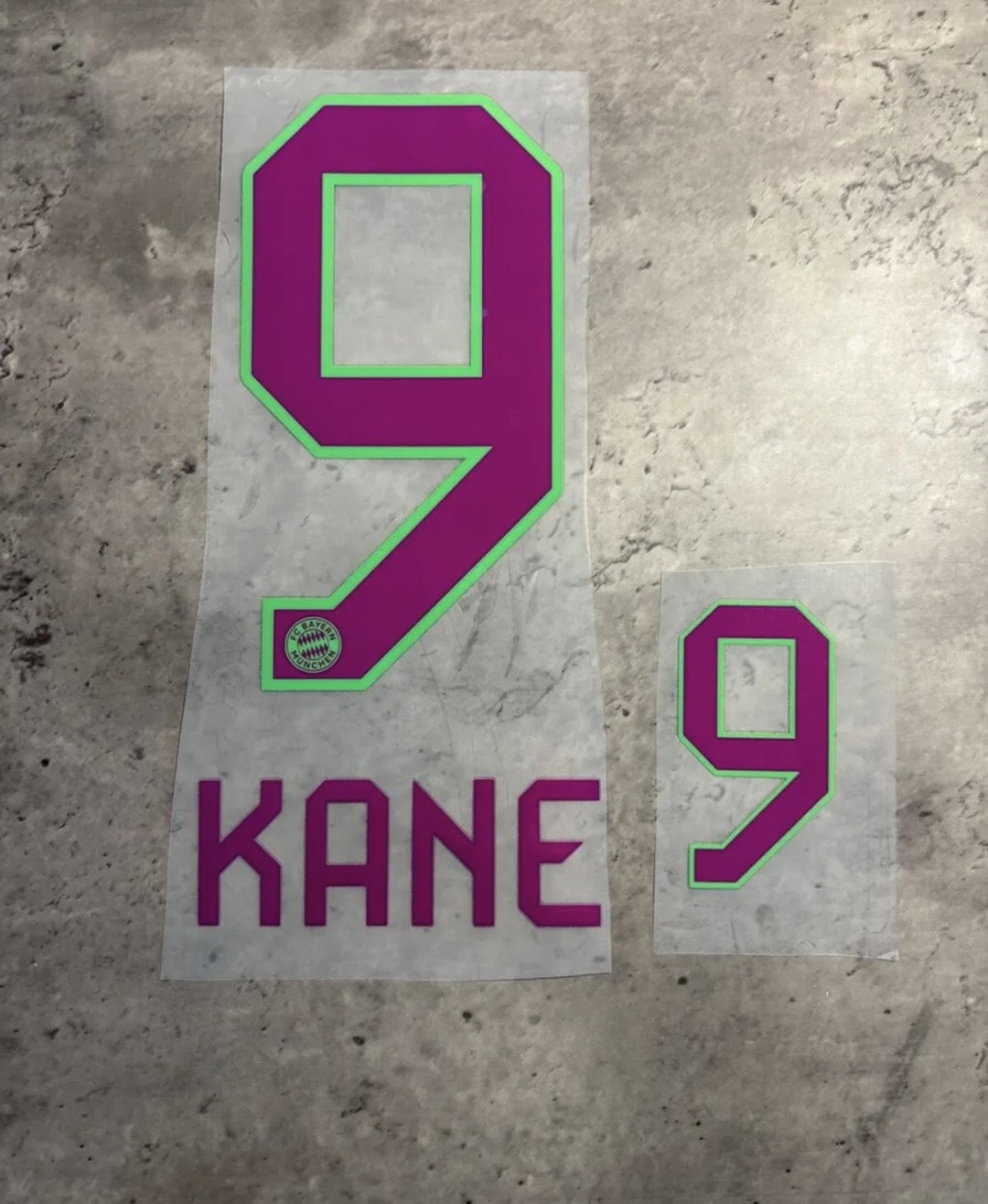 Kane 10 Bayern Munich KIDS SIZE Football Shirt Nameset and Shirt Print