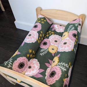 Fleece opklapbed konijn | Knuffelbed konijn | Knus kussen