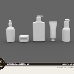 Puede incluir: Cinco accesorios de baño blancos, que incluyen una botella con bomba, una botella gotero, un tubo, un frasco y una botella con bomba. Los artículos están dispuestos en una fila sobre una superficie gris. El texto "BATHROOM ACCESSORIES D2" es visible debajo de los artículos.