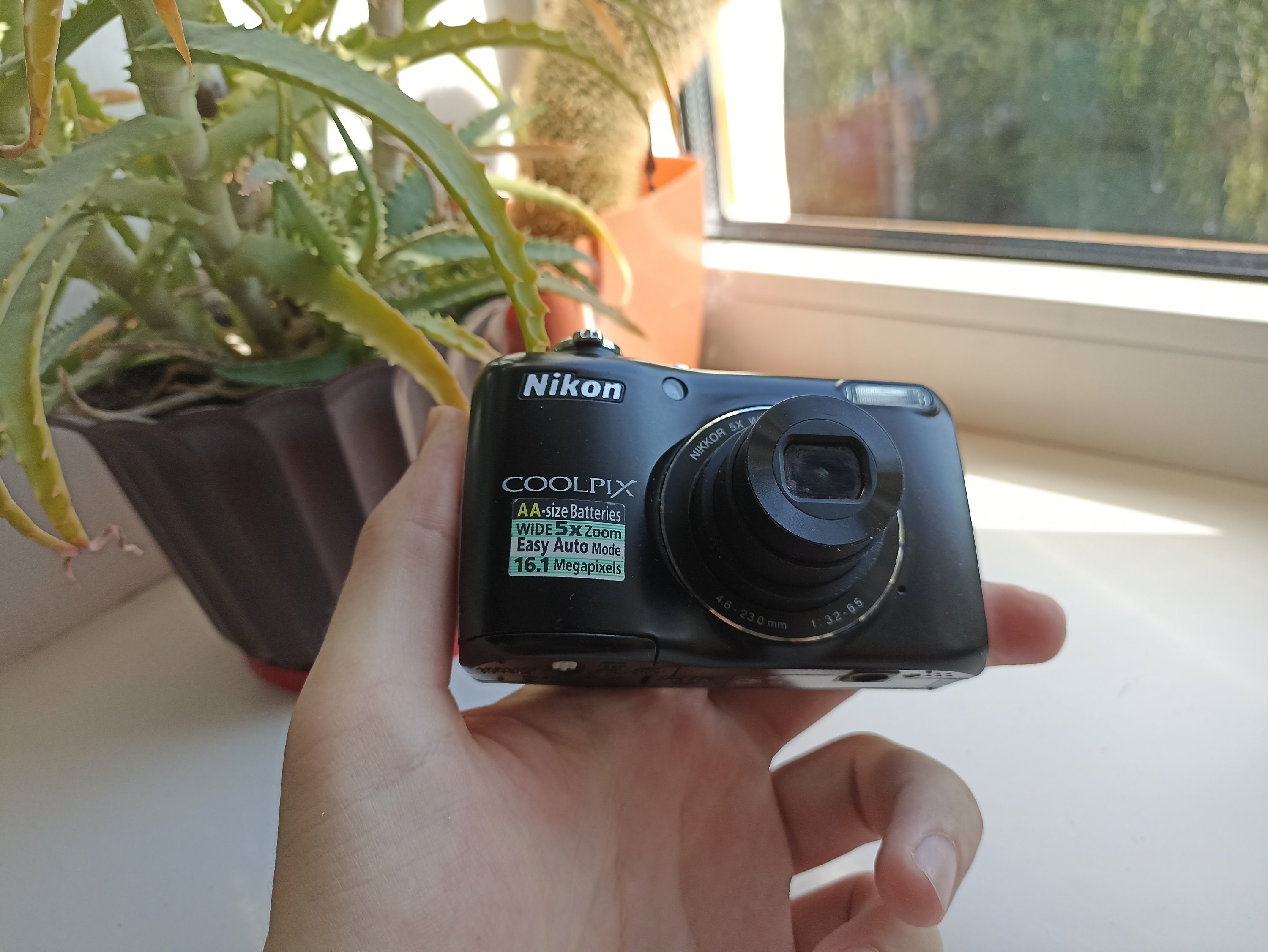 Nikon coolpix L26 （良品） Amazon.com : Nikon COOLPIX L26 16.1 MP Digital Camera with