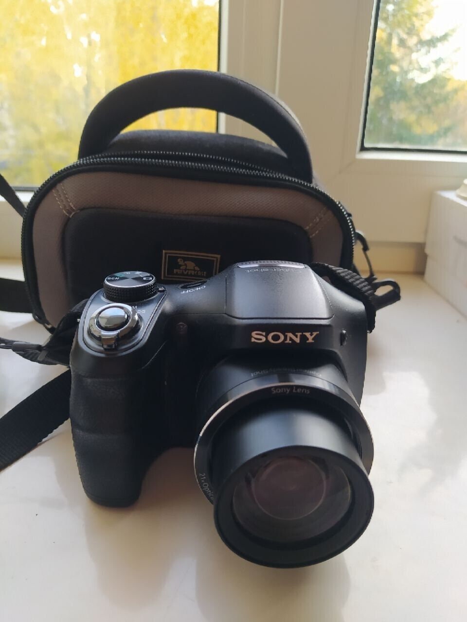 Sony Cyber-shot DSC-H100 16.1MP Digital Camera Black Working