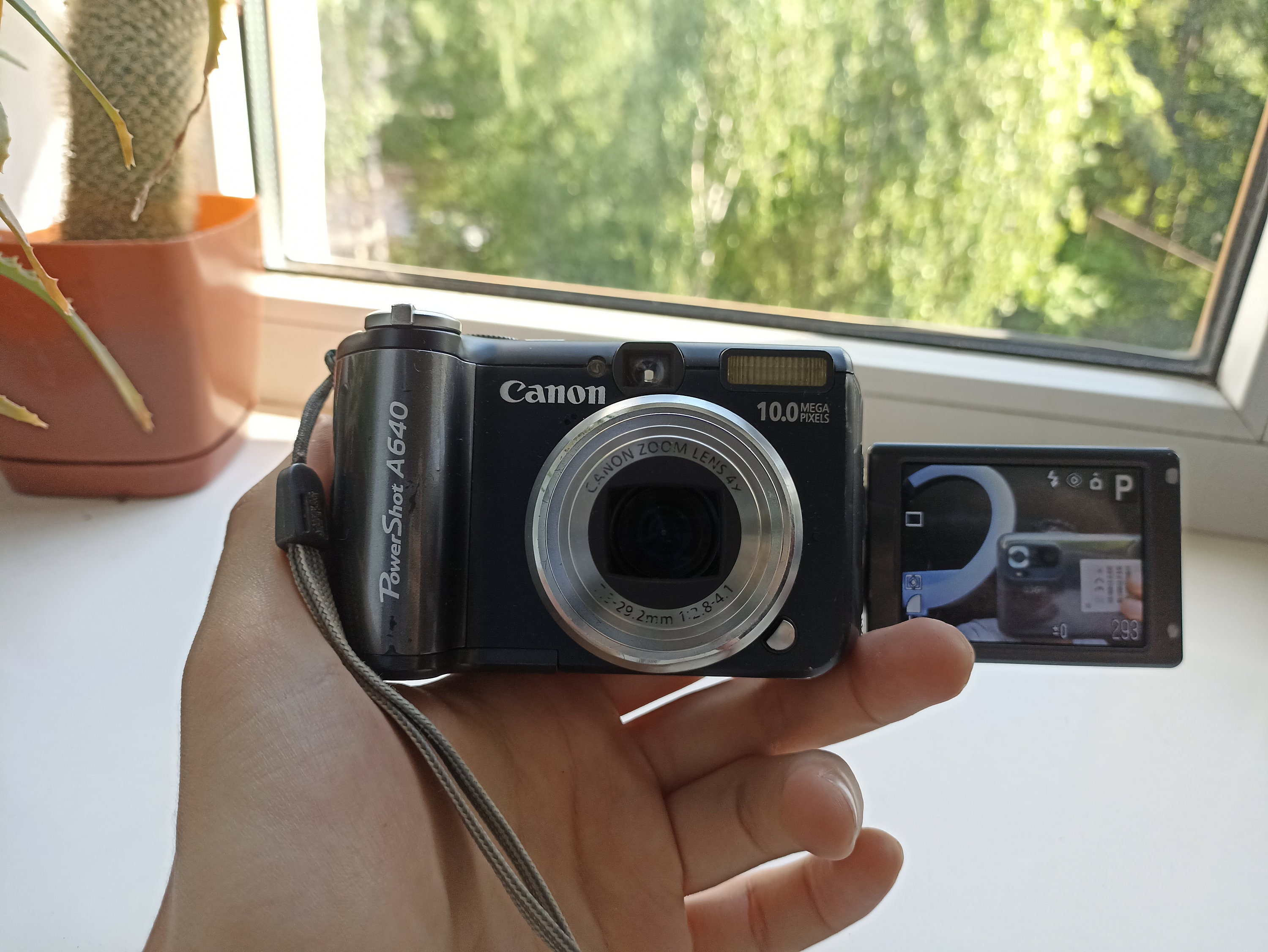 Canon Powershot A640 Gray 10.1MP Digital Compact Camera Working 