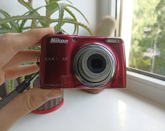 RARE RED Nikon Coolpix L23 Black 10.1MP digital compact camera WORKing CHEAP ReAD!!!