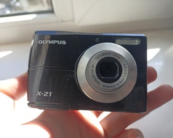 Olympus X-21 Black 12.0MP digital compact camera WORKing CHEAP