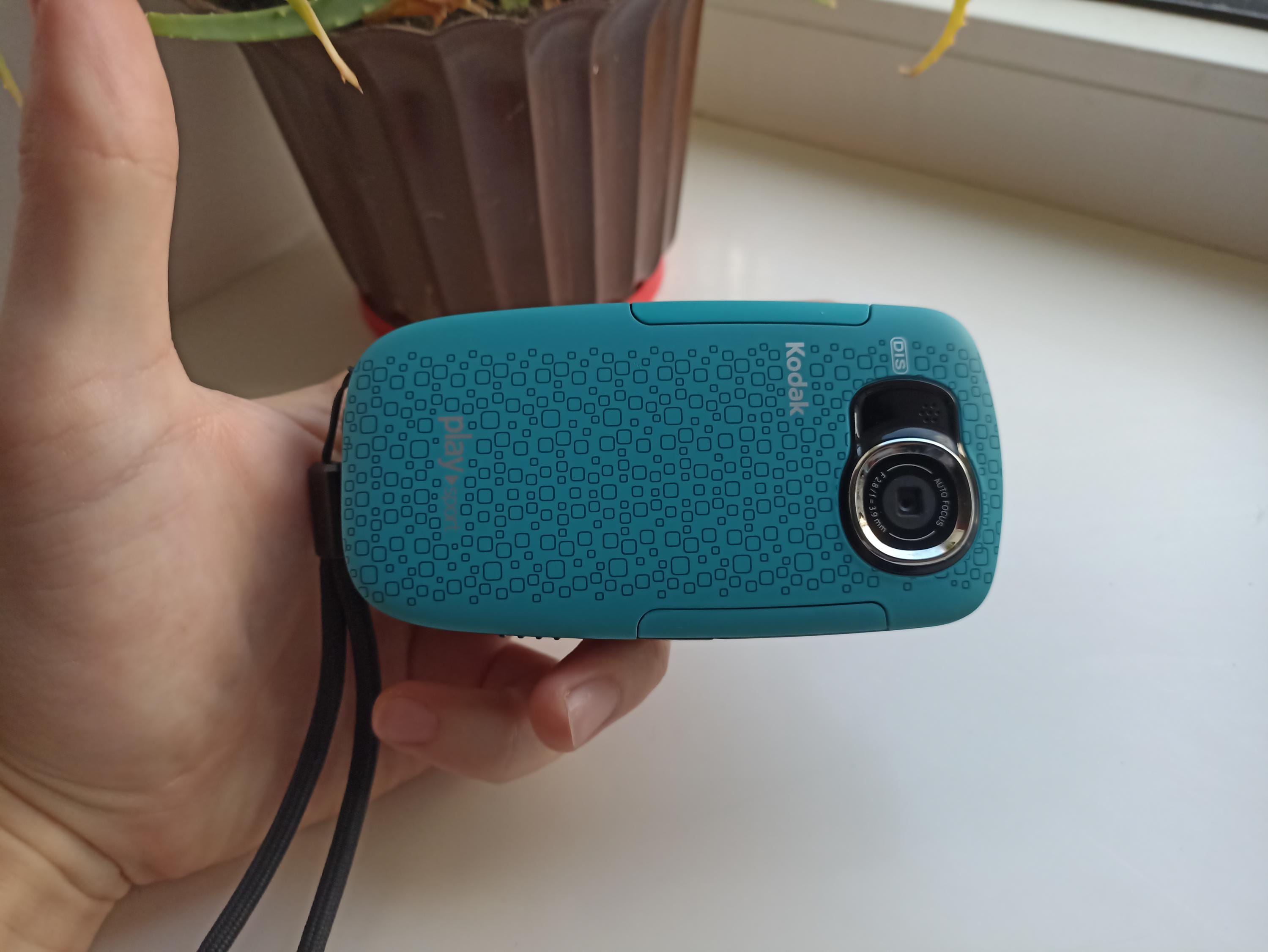 レアブルー Kodak Play Sport Zx5 デジタルコンパクトビデオカメラ防水