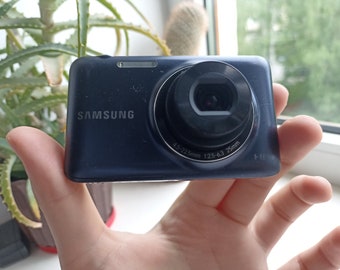 Samsung ES95 Вark blue 16.1MP digital compact camera WORKing FULL SET READ!!!