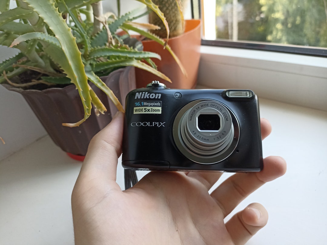 Appareil Photo Compact Nikon Coolpix A10 16.1 MP - Occasion Avec Carte SD 8GB Neuve
