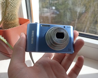 RARE blue Samsung Series ST66 16.1 MP digital compact camera WORKing FULL set