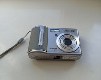 Samsung Digimax D73 Gray 7.2MP digital compact camera WORKing CHEAP