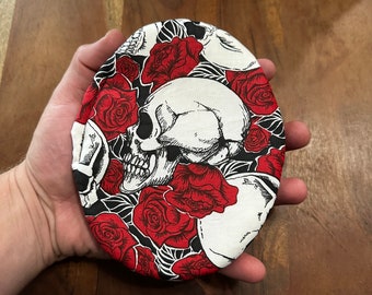Skull and Roses
