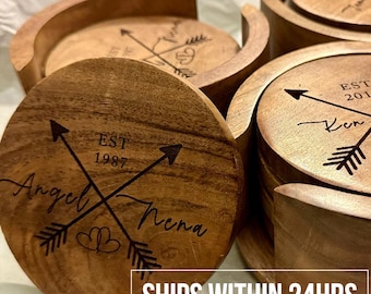 Personalisierte Name Holzuntersetzer Set | Jubiläum