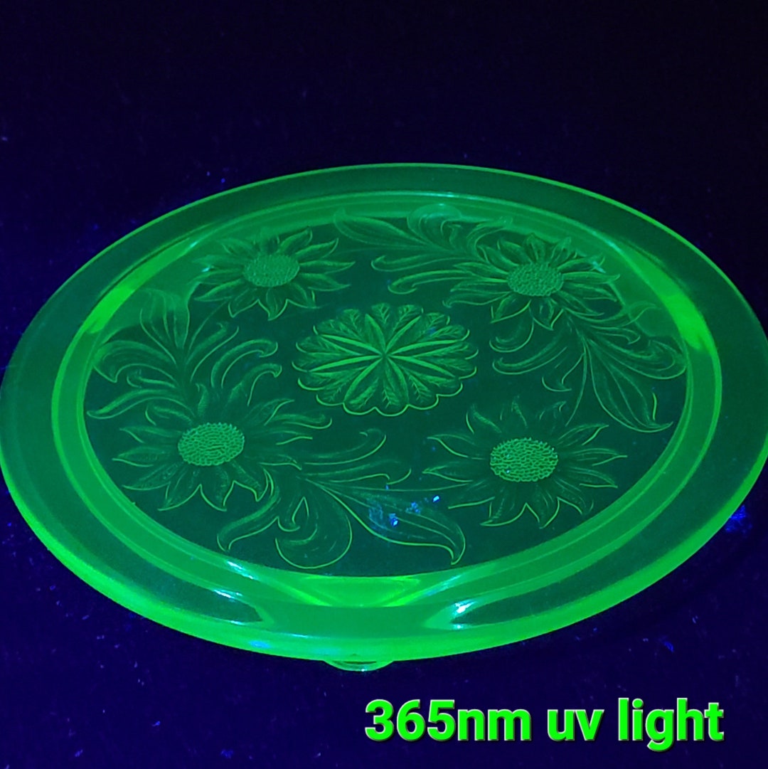 Jeanette Sunflower Uranium Glass Cake Plate Etsy Il 1080xN.6006446253 Bpor