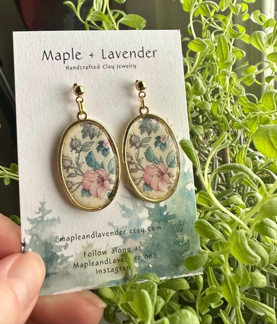 Vintage Whimsical Floral Earrings Flower Earrings Gold Frame