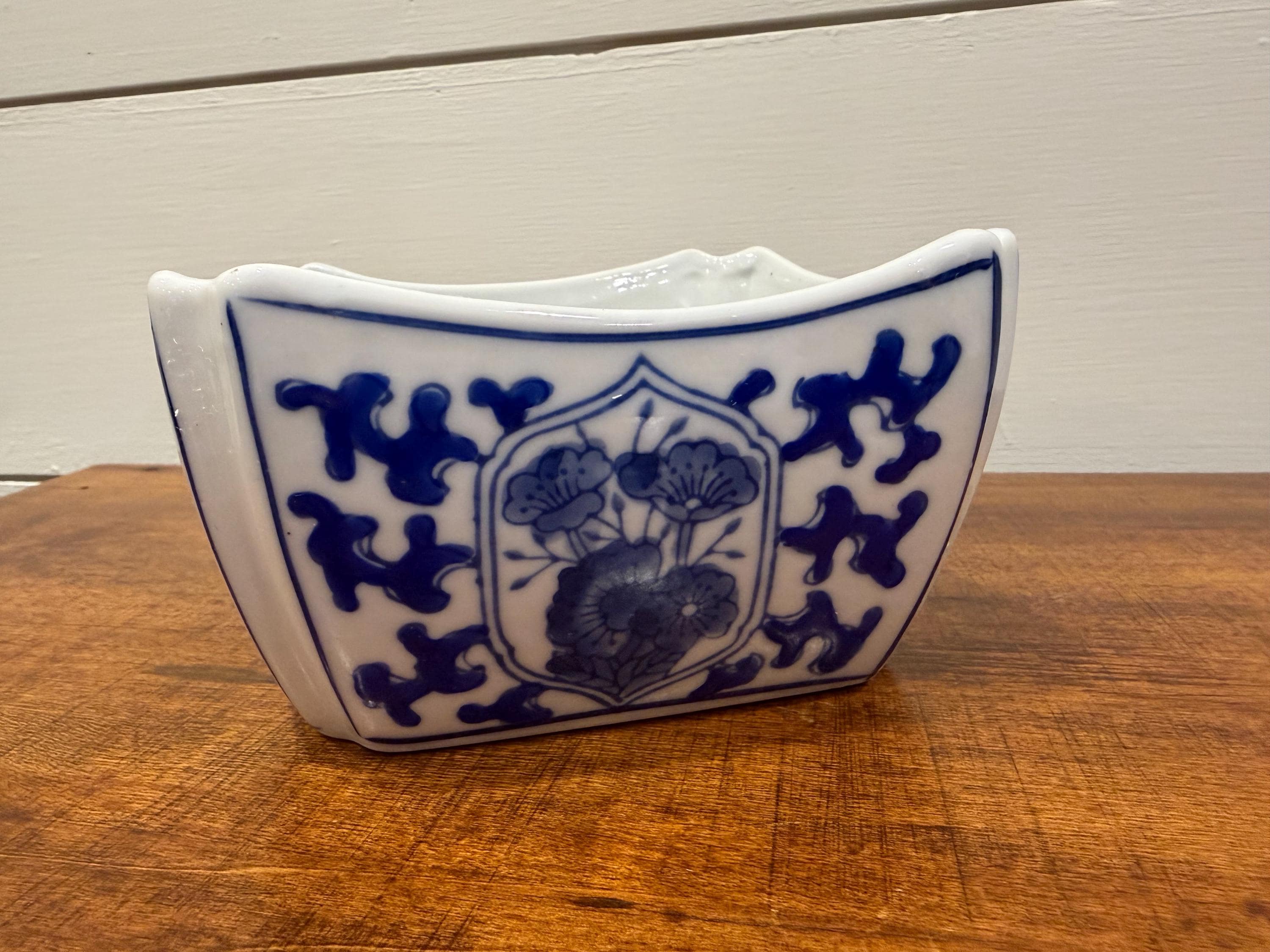 White porcelain foot bath - Etsy 日本