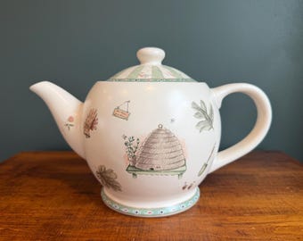 Pfaltzgraff Naturewood Beehive Garden Stoneware Tea/Coffee Pot