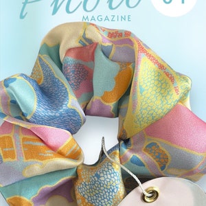 Silk scrunchie 100 % silk -handmade in Germany- luxury silk, premium silk, hair ornament, hair tie, gift for you. Item no. 02.
