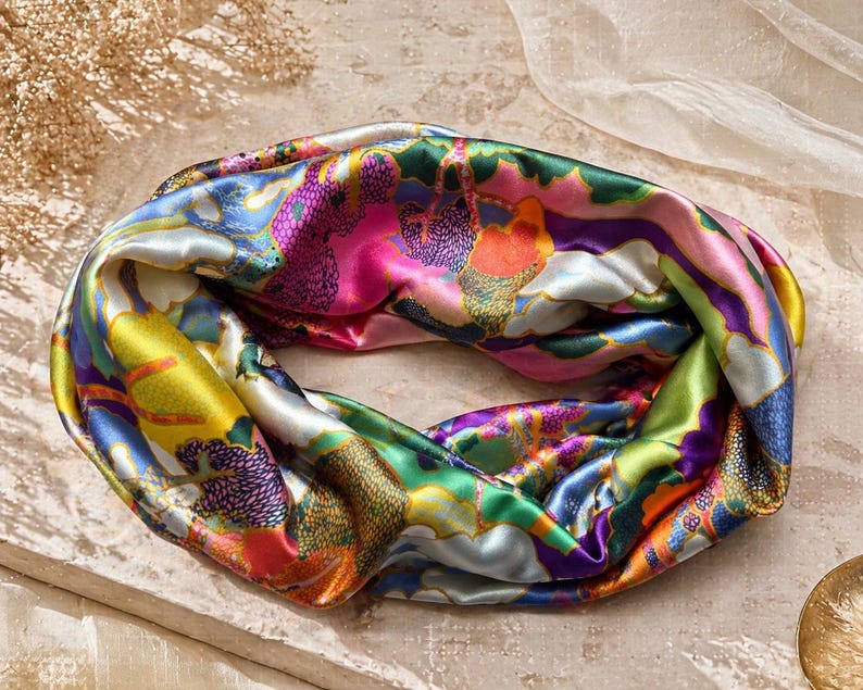 Elegant Silk Loop Scarf, Infinity Scarf Made of 100% Silk. A Unique ...