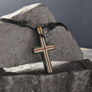 Wood Cross Necklace Hand Carved Inlay of Silver Wooden Cross Pendant Christian Baptism，Christian Gift Cross Charm
