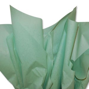 Made in USA - 480 Sheets - Cedar Green Tissue 20&quot; x 30&quot; Sheets - 100% Recycled