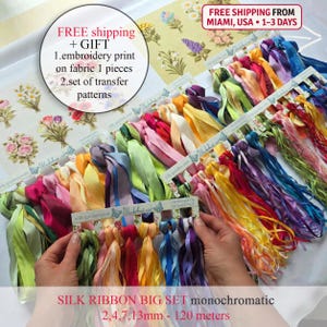 Peut inclure: Un ensemble de rubans en soie de diverses couleurs, dont vert, rose, jaune, bleu et violet, organisés sur des supports en carton blanc. Le lot comprend 120 mètres de ruban en largeurs de 2, 4, 7 et 13 mm, avec des motifs de transfert floraux.