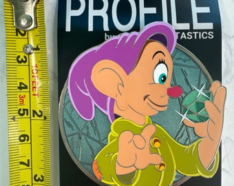 Disney Edición Limitada Pin Dopey Sidekick Diamante Blancanieves Heroína WDI Perfil Fantasía LE 35 Esmalte Duro Translúcido Solapa Coleccionable