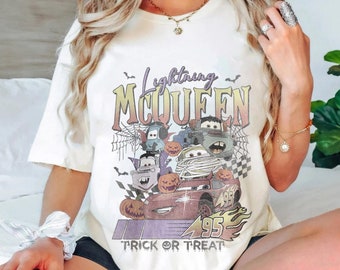 Camiseta retro de Halloween de Lightning Mcqueen Tow Mater, camiseta de Halloween de Disney Cars, fiesta no tan aterradora de Mickey, temporada espeluznante de Disney